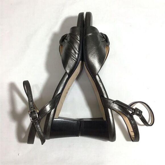 Taryn Rose Leather Knot Ankle Strap Heel Sandal Size 38 1/2 - Picture 3 of 11